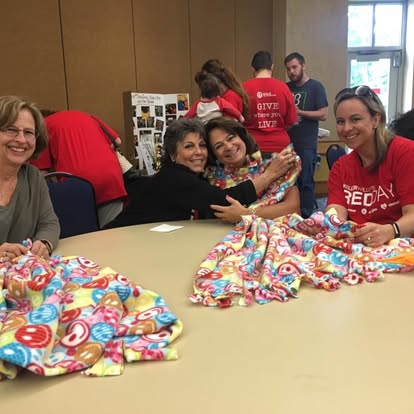 32191699_807449432773963_531043745185923072_n