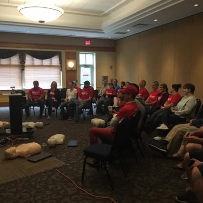 32207782_807449272773979_2604039221320613888_n