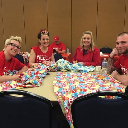 32332261_807449419440631_5941413901928235008_n