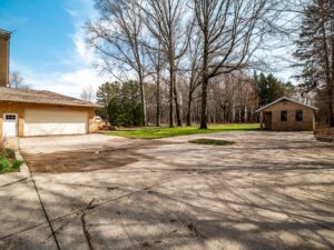 Just Listed in Strongsville, OH: 14345 W Sprague Rd – land, out building, multi-generational opportunties